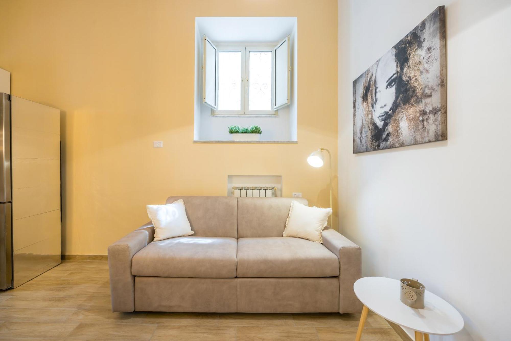 Apartment Smooth Vibes At Chiaia By Napoliapartments *
