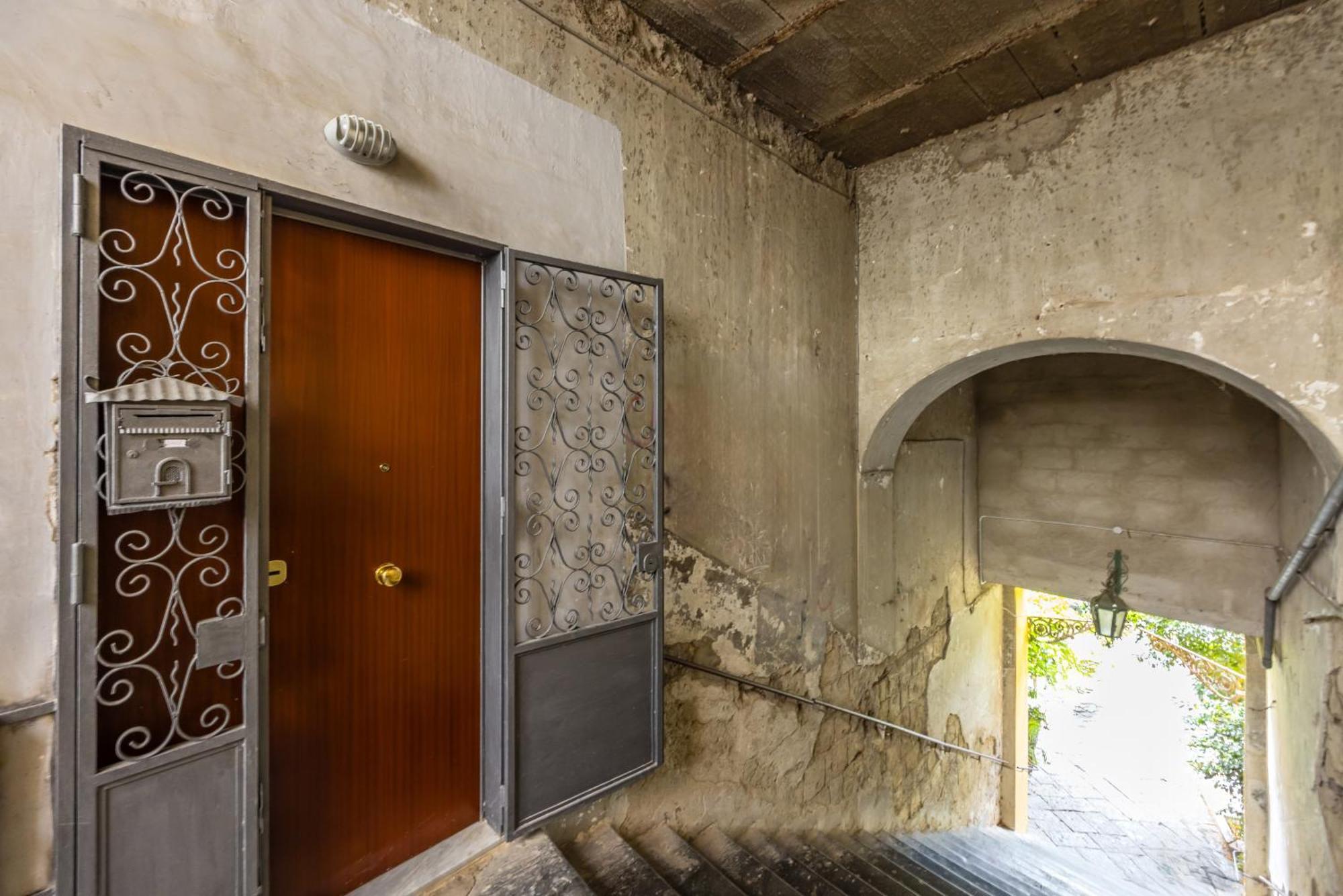 Smooth Vibes At Chiaia By Napoliapartments Apartment Naples