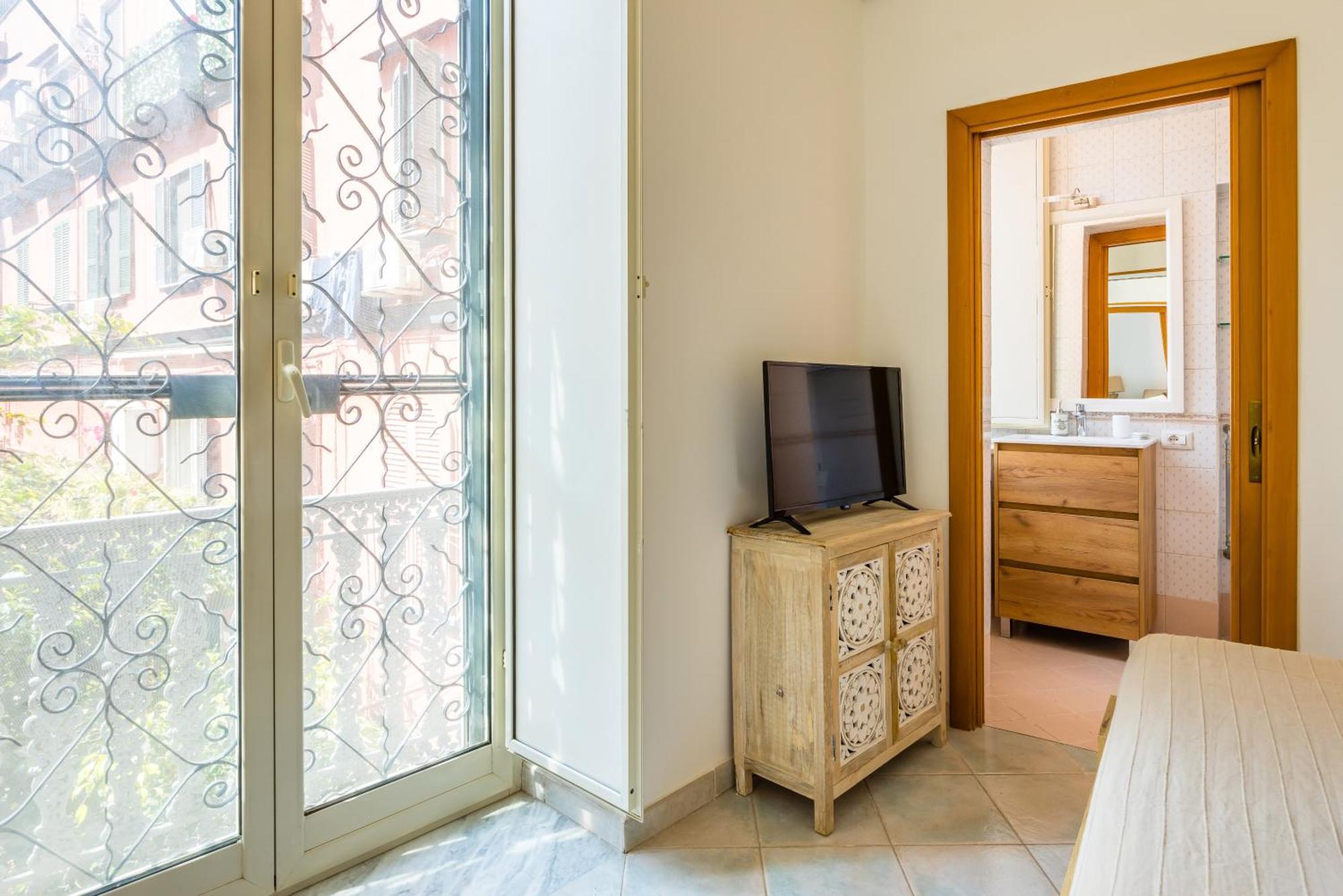 Smooth Vibes At Chiaia By Napoliapartments Apartment