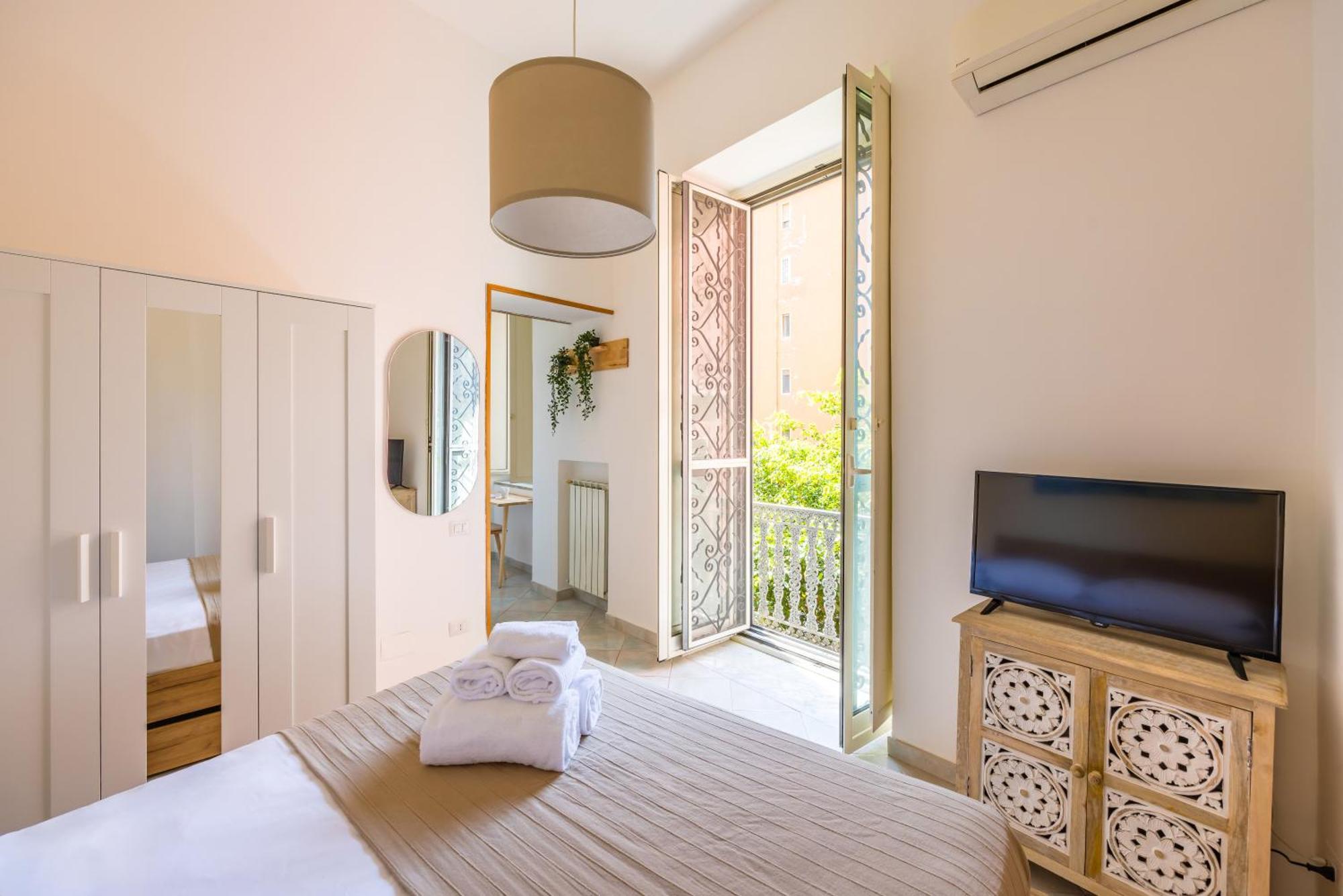 Smooth Vibes At Chiaia By Napoliapartments Apartment *